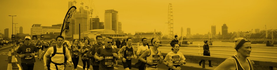 Runners across Waterloo Bridge